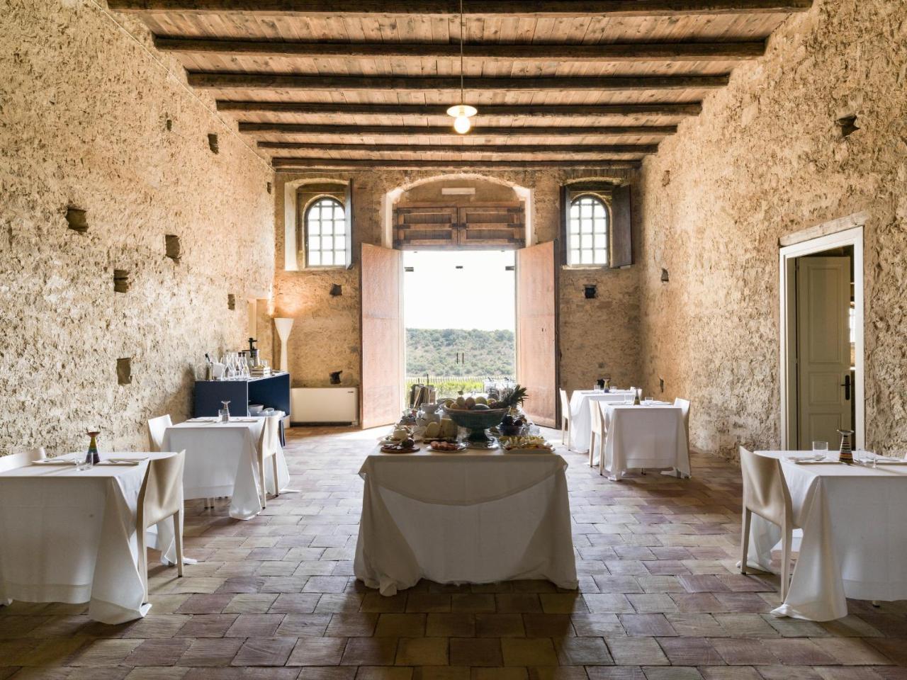 Villa Wine Relais Feudi Del Pisciotto Niscemi Exterior foto